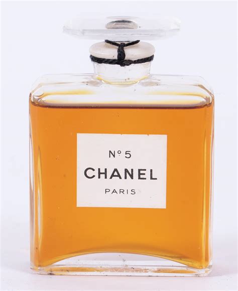 chanel no 5 perfume description.